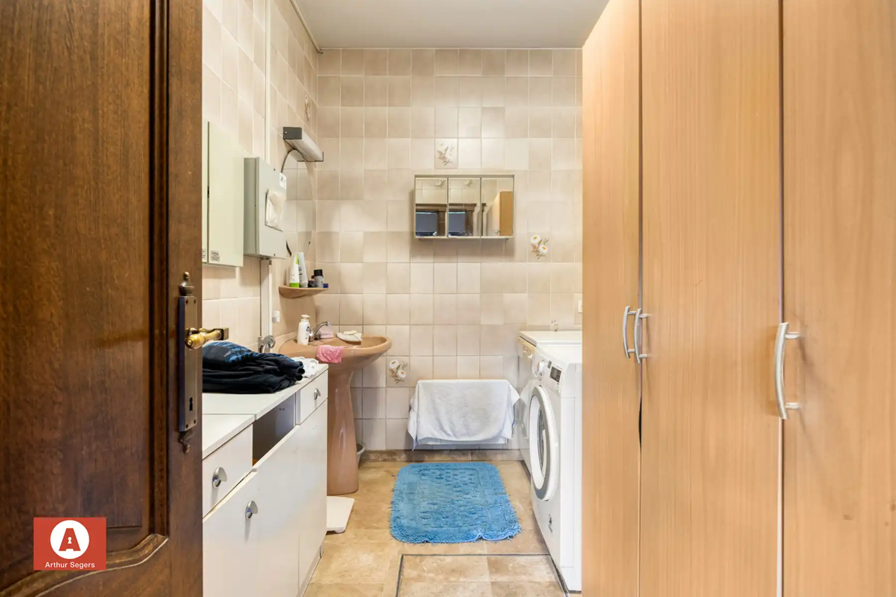 Uitzonderlijk ruime en rustig gelegen villa op 17a 32ca foto 11