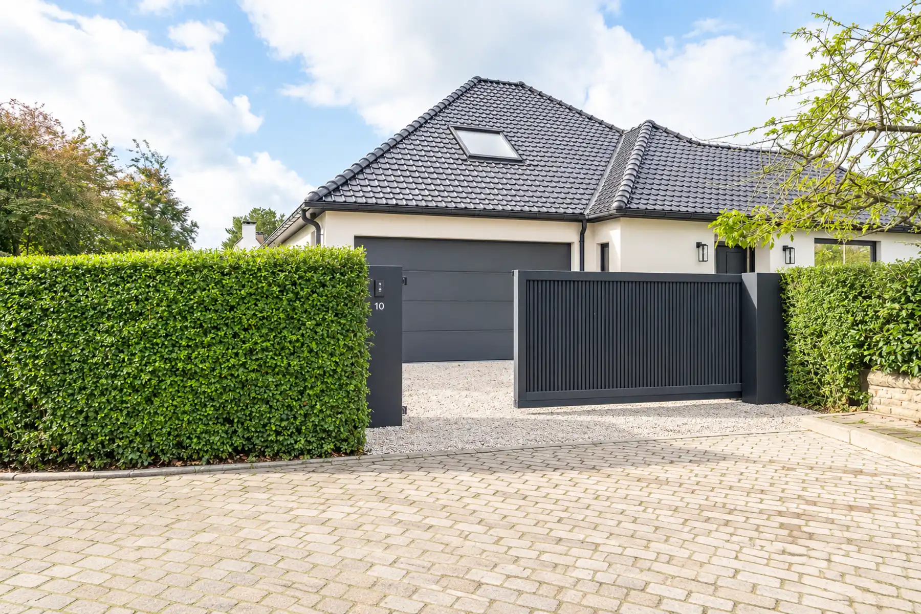 Smaakvol gerenoveerde alleenstaande woning foto 3