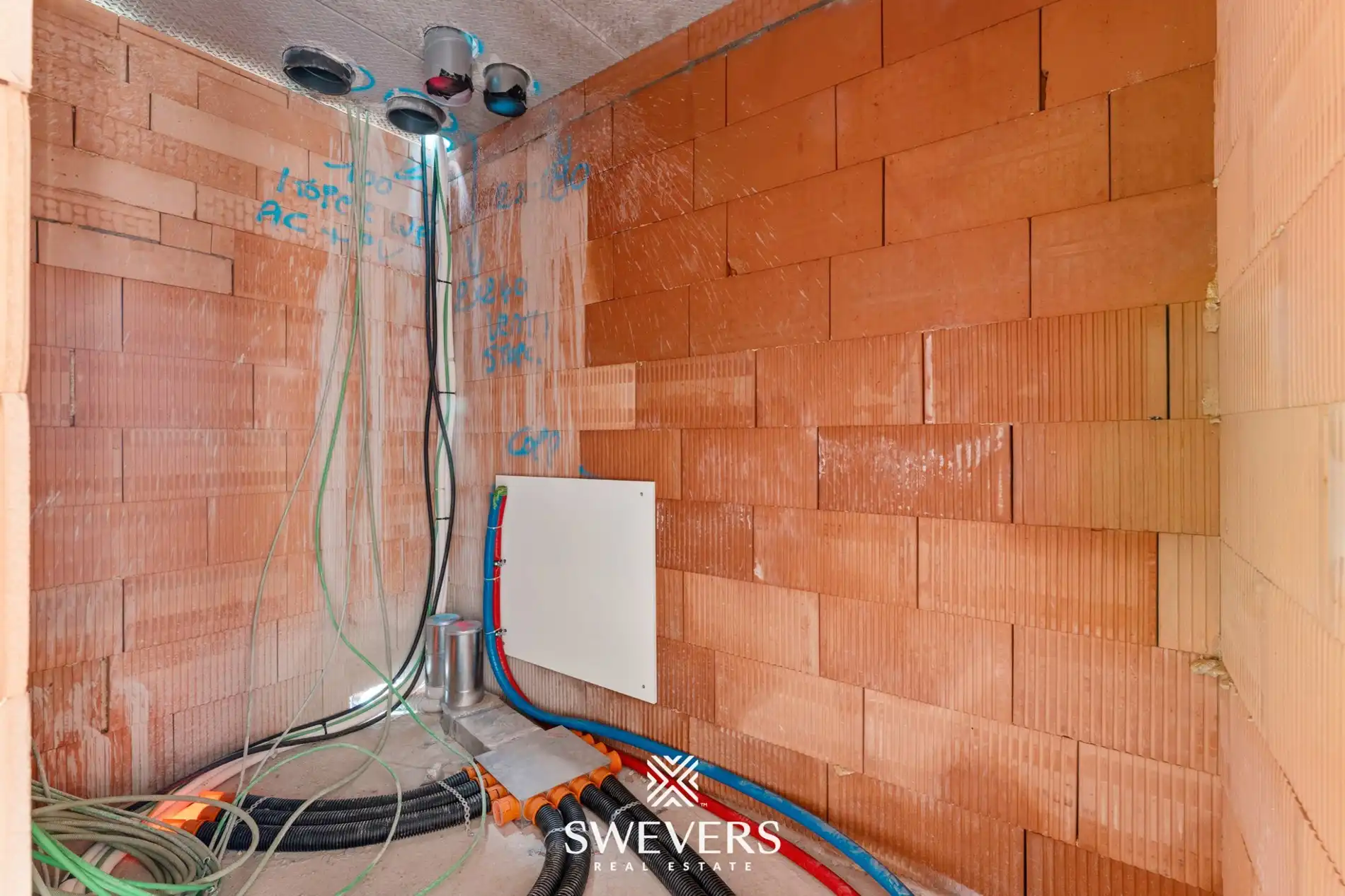 Stijlvolle halfopen nieuwbouwwoning met 3 slaapkamers op fijne locatie te Boekt  foto 10