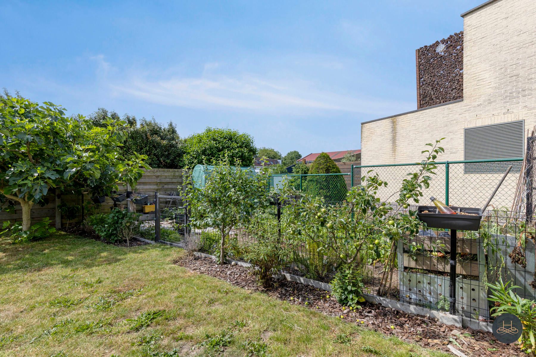 Modern gelijkvloersappartement met leuke tuin foto 26