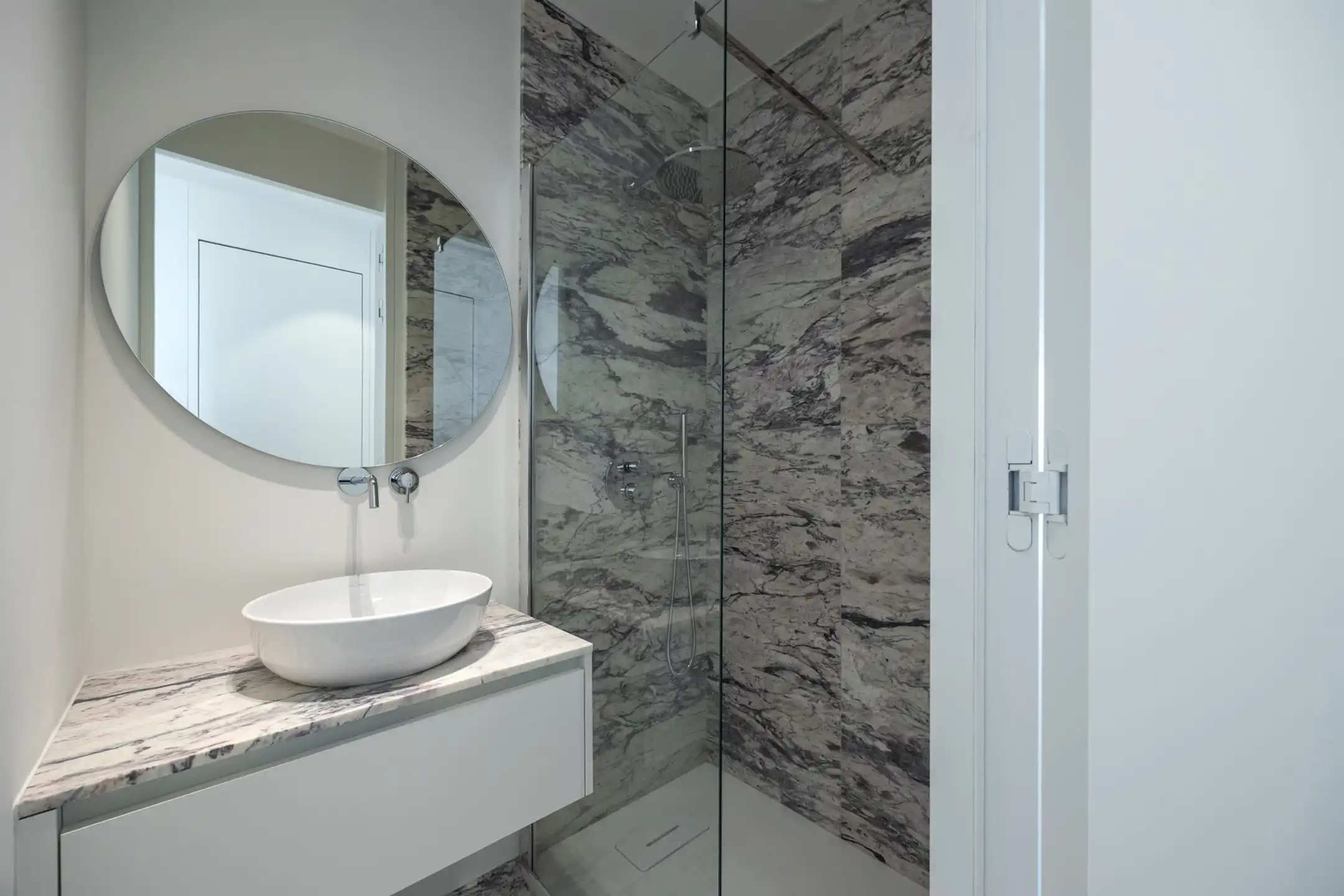 ANTWERPEN EILANDJE - Exclusief wonen met panorama foto 9