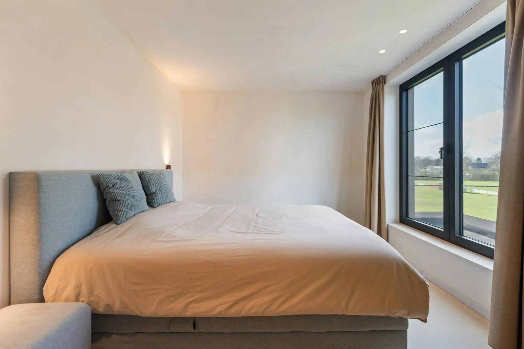 Prachtig afgewerkte woning (EPC A) met magazijn te Branst foto 13