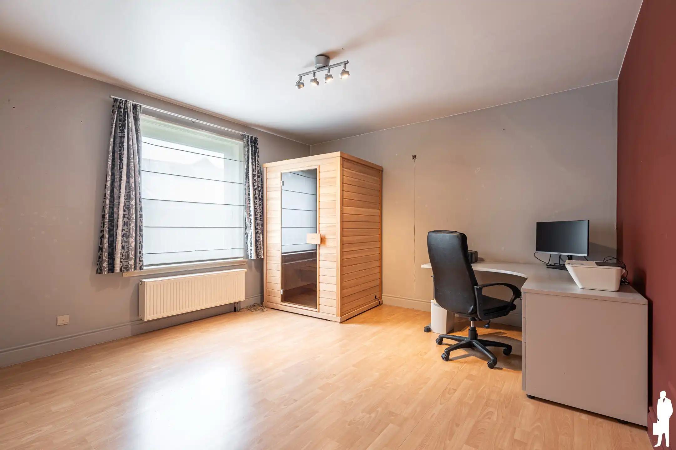 Ruime woning met 5 slpk. op ca. 16 are; uniek, groen gelegen foto 19