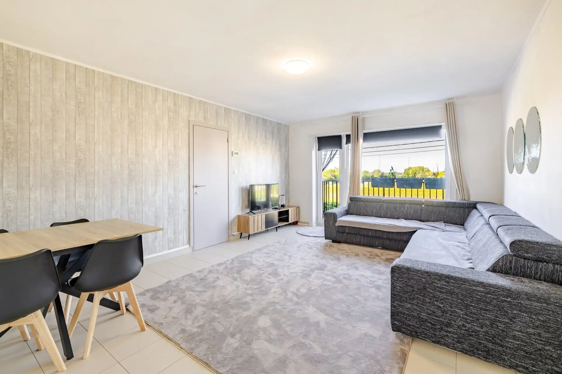 Energiezuinig 2 slaapkamer appartement met garage in Wetteren foto 2