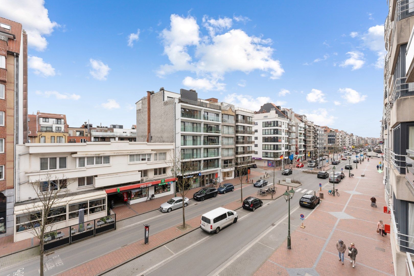 Gerenoveerd, lichtrijk appartement  foto 16