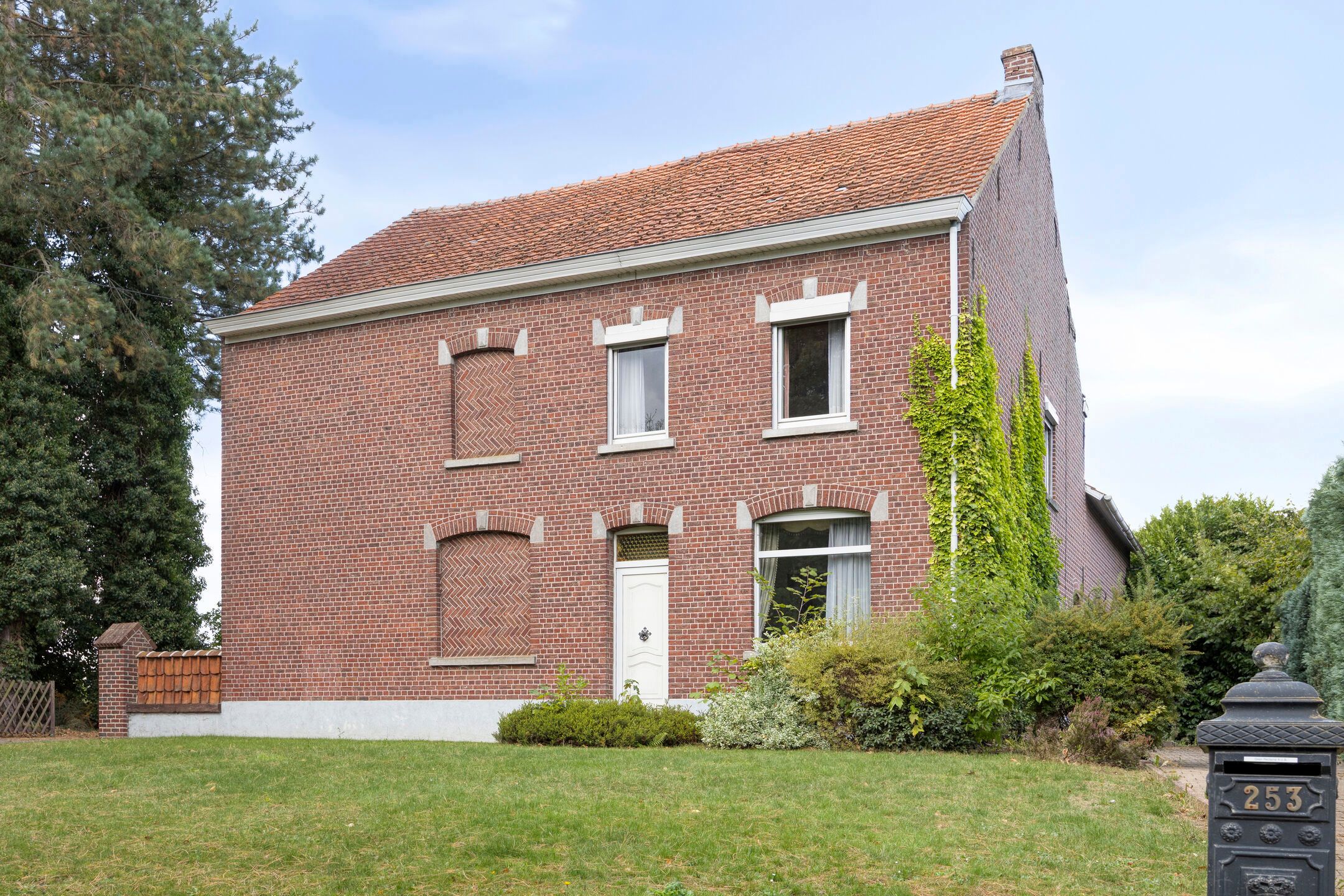 Te renoveren hoeve met weide op 72are foto 17