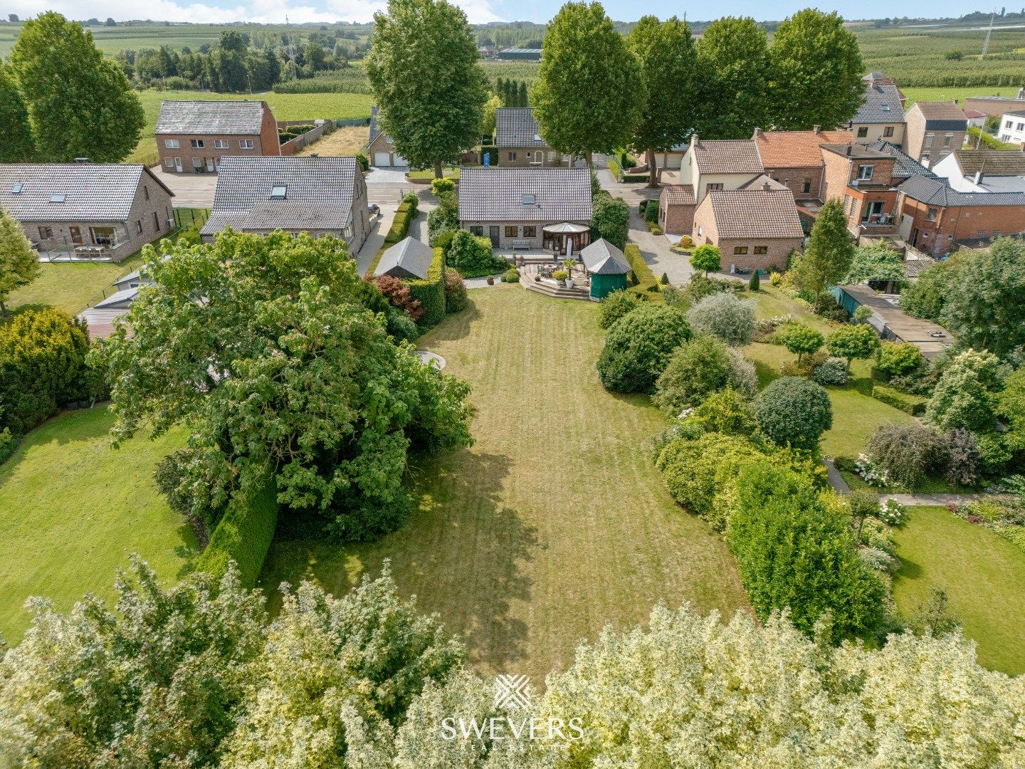 Ruime woning ( 345 m2 ) met 4 SLPK op prachtig perceel van 21a50ca foto 35
