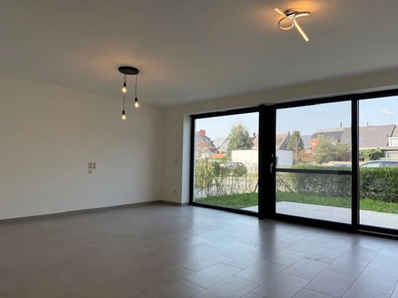 Recent appartement met parkeerplaats in centrum Lede foto 6