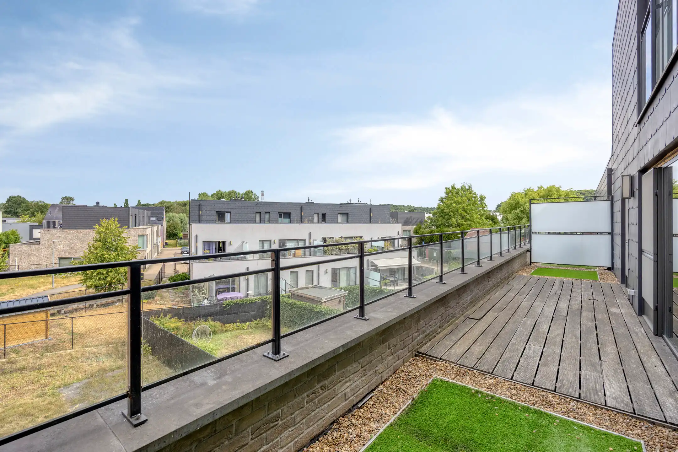 Zeer ruim appartement met 2 slaapkamers & prachtig terras foto 18