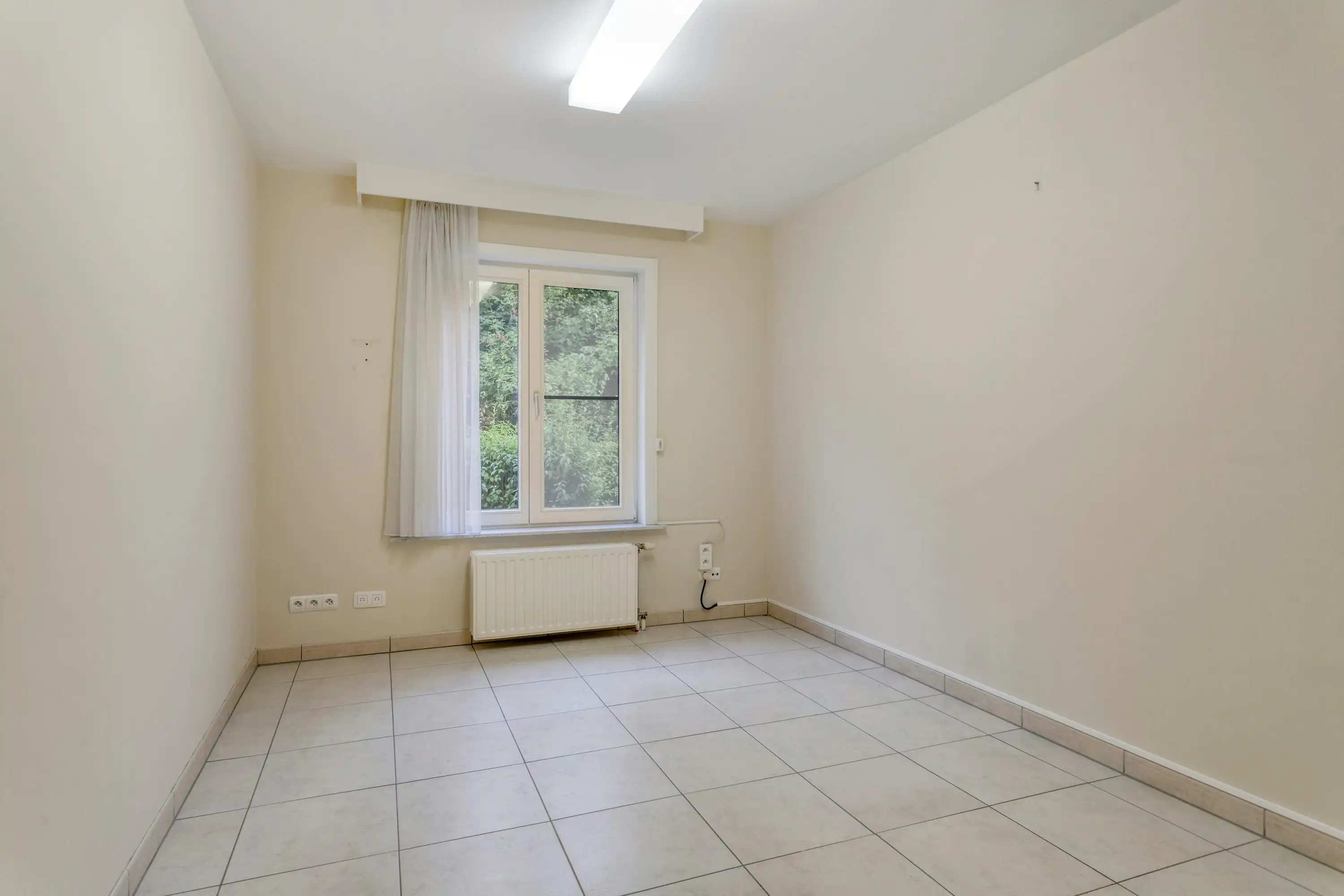 Ruim appartement (103m2) met 2 slaapkamers, terrassen te Sint-Kruis foto 10