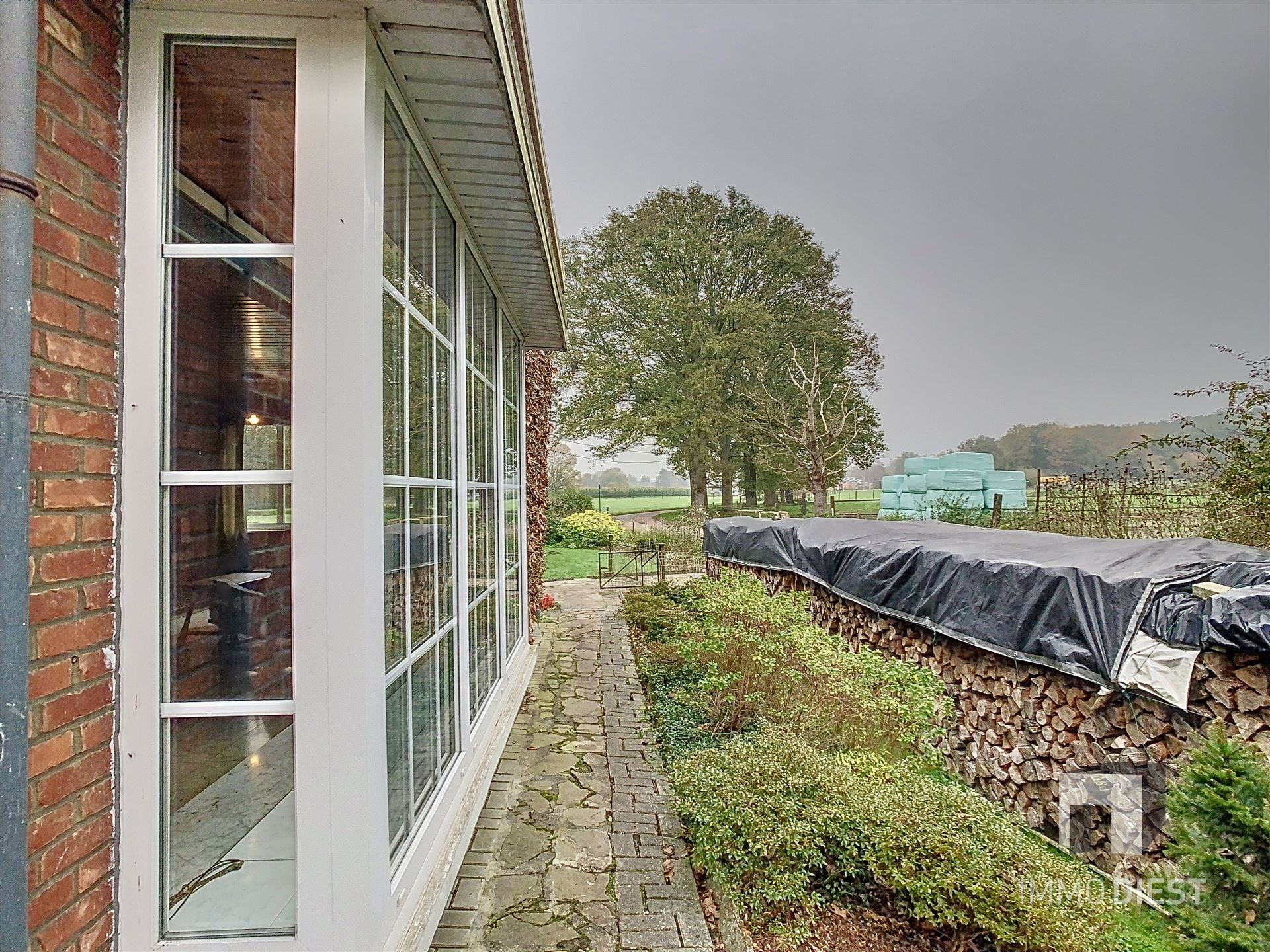 Charmante woning op pittoreske locatie foto 4