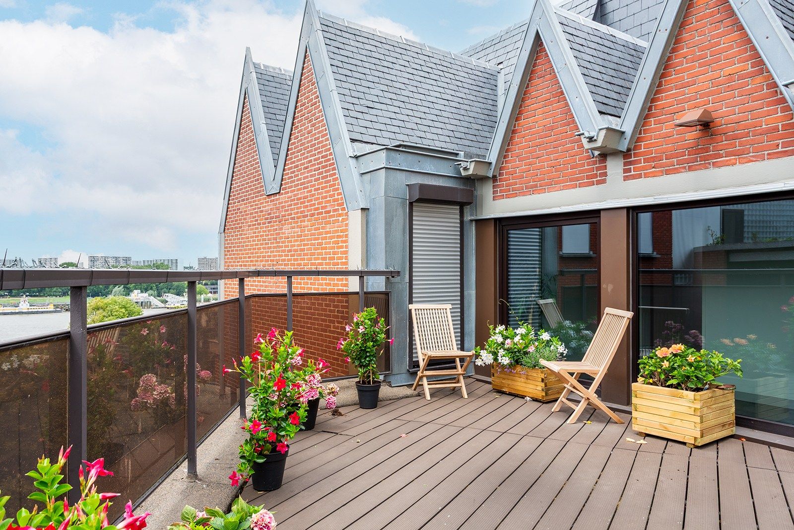 Luxueuze gemeubelde studio aan de Grote Markt foto 18