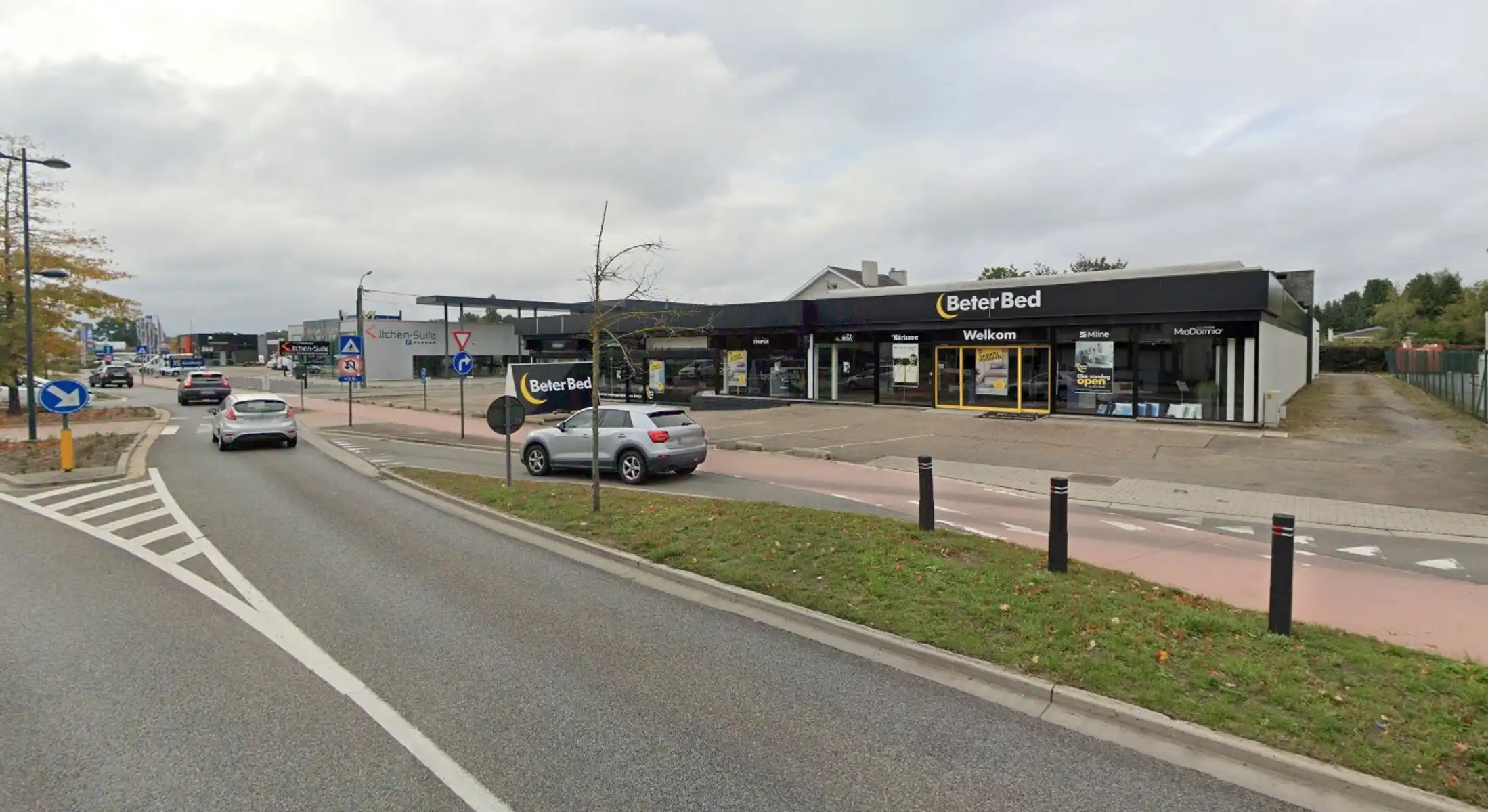 Handelspand 1.000 m² te huur op zichtlocatie in Genk foto 3