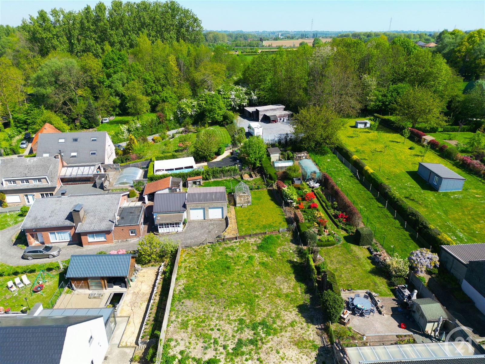Bouwgrond voor gesloten bebouwing op toplocatie foto 5