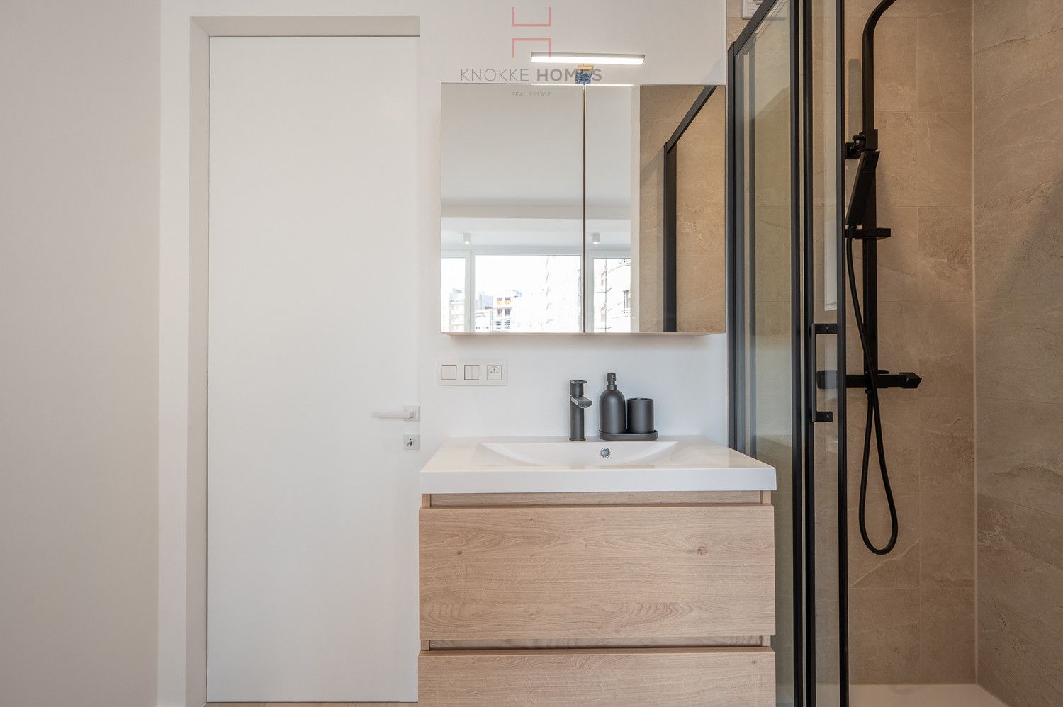 Prachtig appartement aan de Meerlaan, met mooi zijzeezicht op Albertstrand foto 19