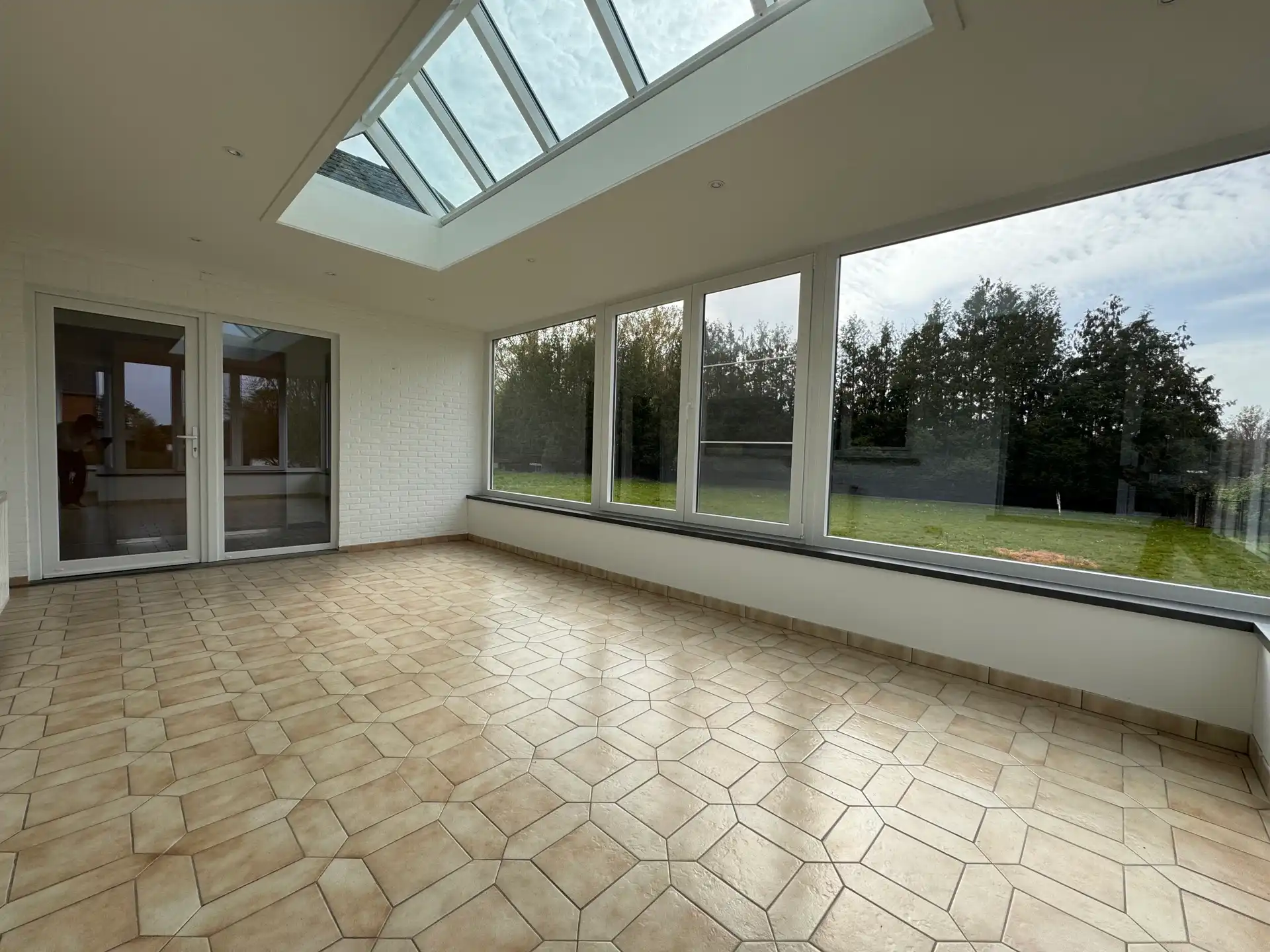 Rustig gelegen woning met 3 slaapkamers en grote tuin foto 9