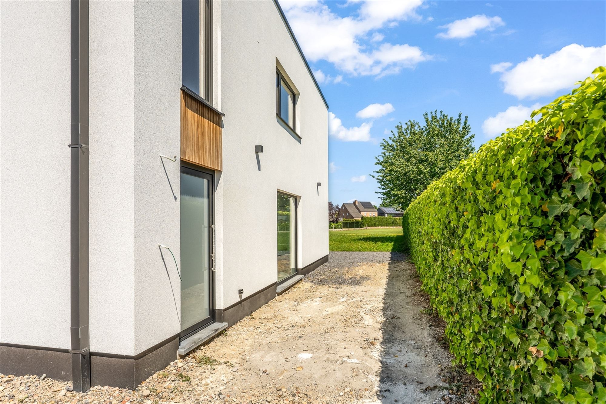 KWALITATIEF EN ENERGIENEUTRALE WONING OP RUSTIG GELEGEN PERCEEL TE PAAL foto 20