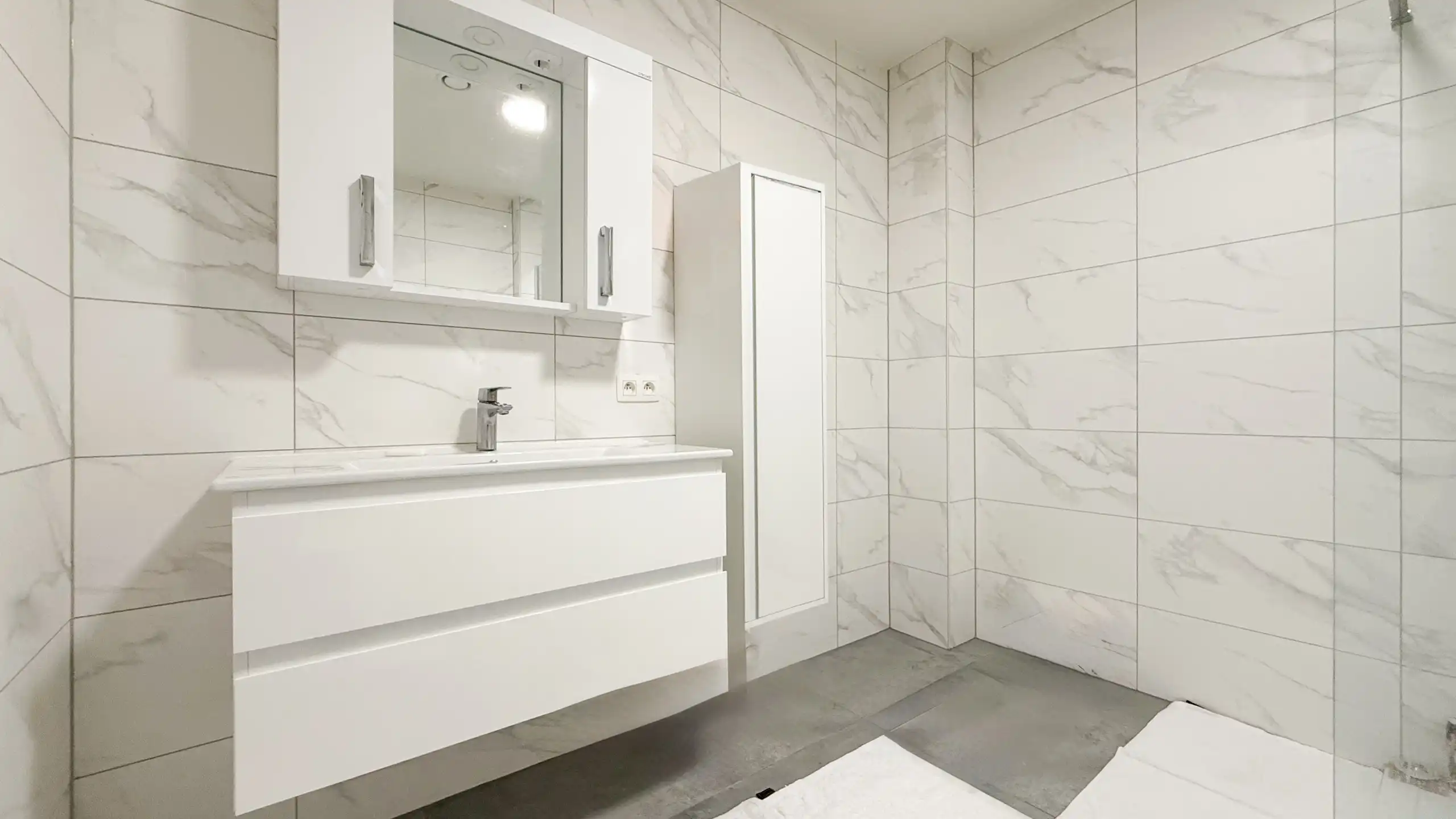 Ruim gelijkvloers app met 3slpk, tuin +terras op toplocatie! foto 14