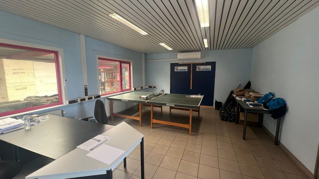 Bedrijfsgebouw met rolbrug te huur nabij centrum van Gent foto 12