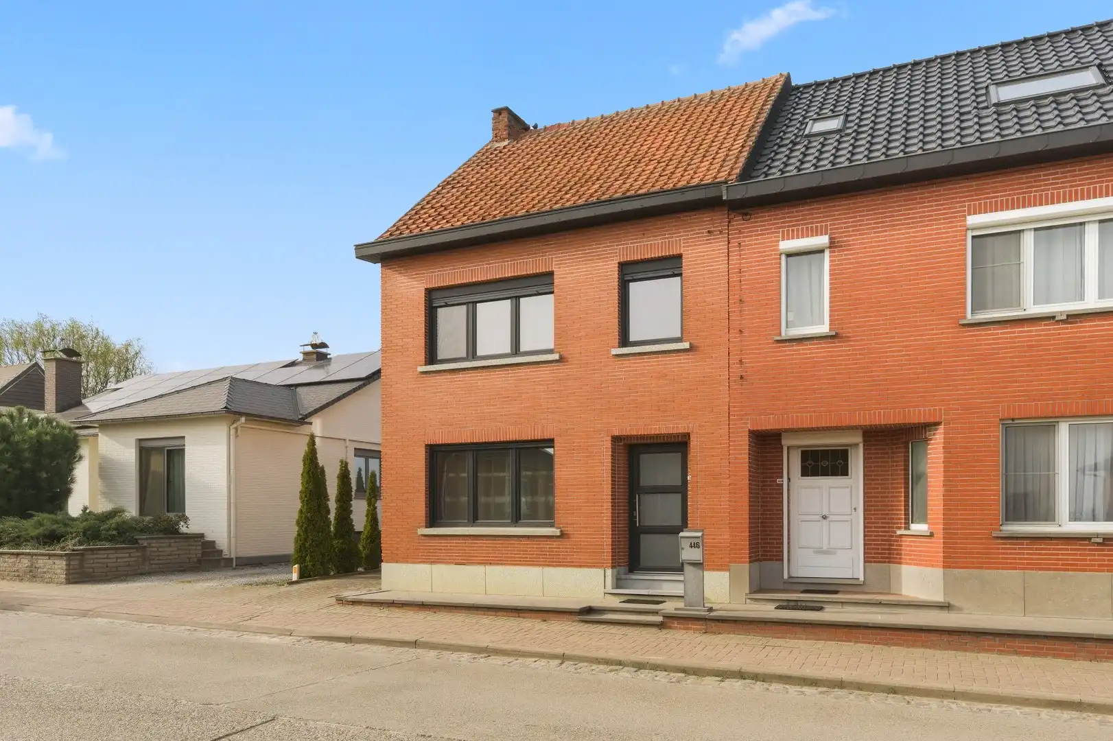 Instapklare halfopen bebouwing met 2 slaapkamers en ruime tuin foto 22