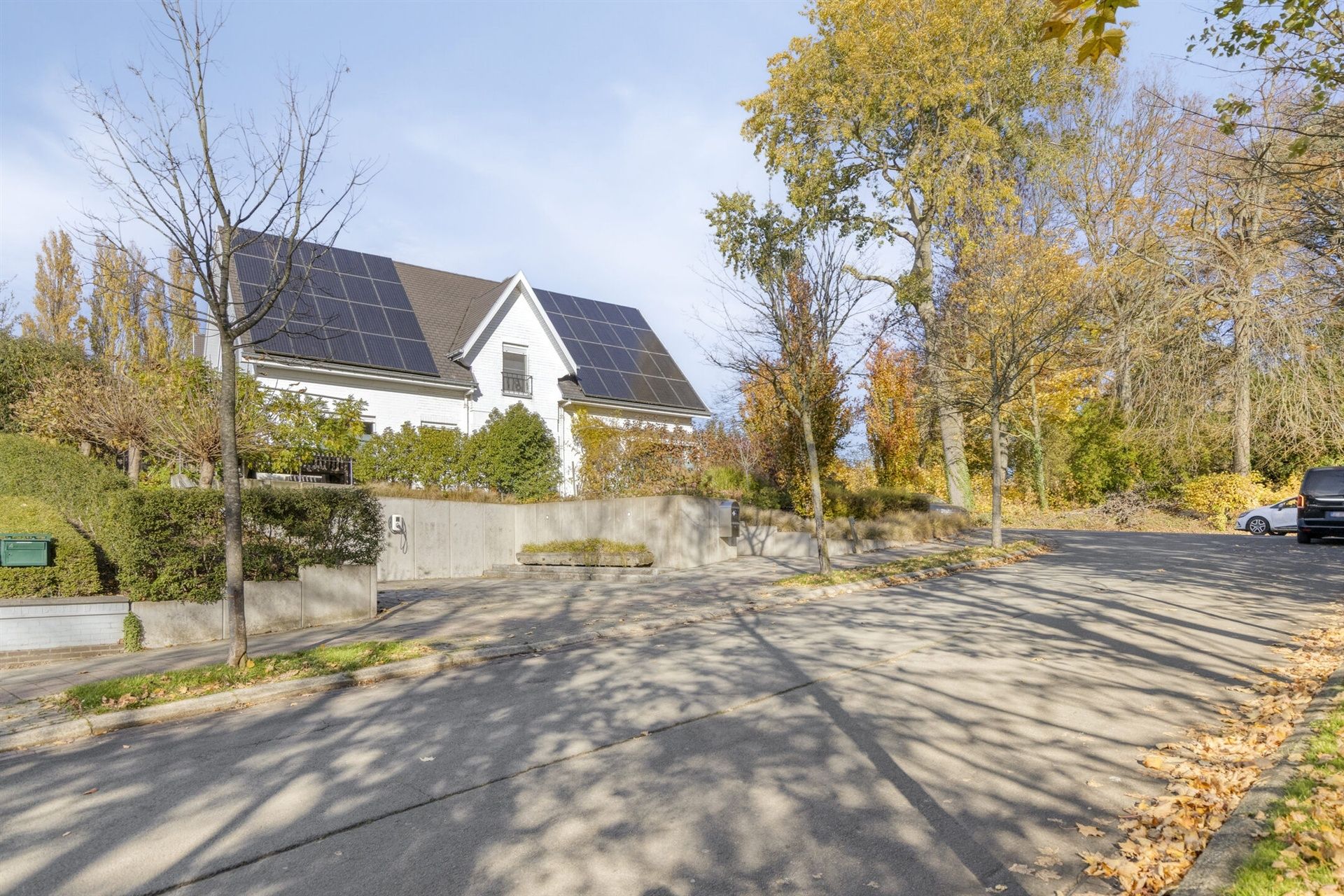Karaktervolle, ruime villa met 4 slaapkamers foto 2