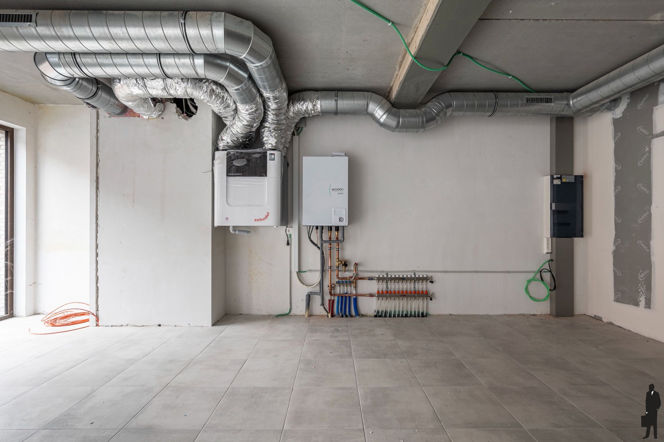 Instapklaar gelijkvloers handelspand in Turnhout foto 6