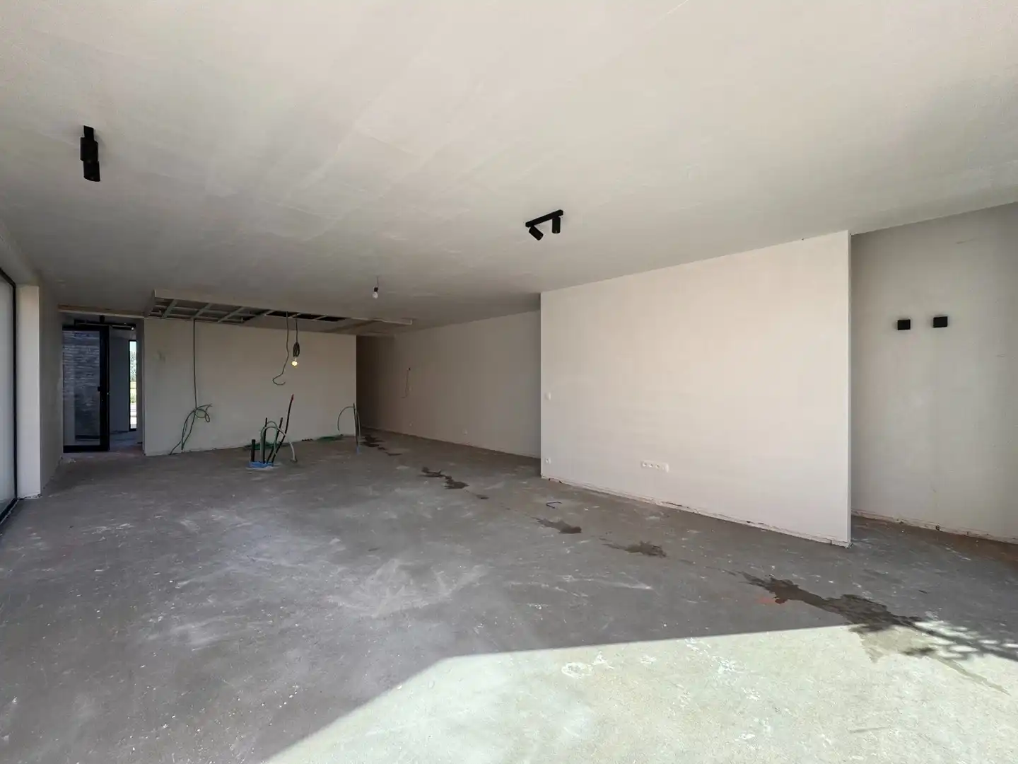 Moderne halfopen bebouwing in Ardooie foto 2