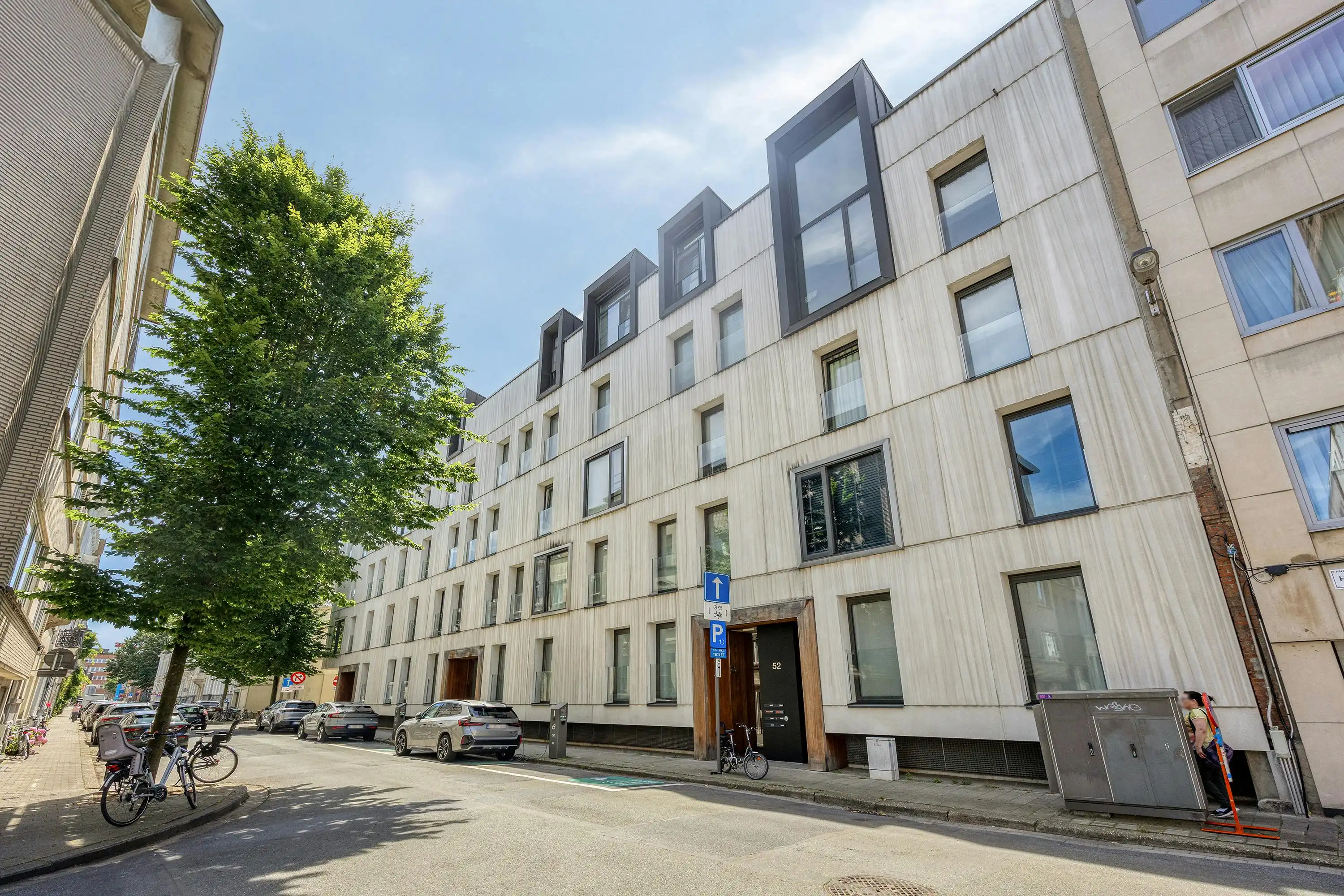 Recent appartement met twee slaapkamers en terras te koop in Antwerpen foto 26