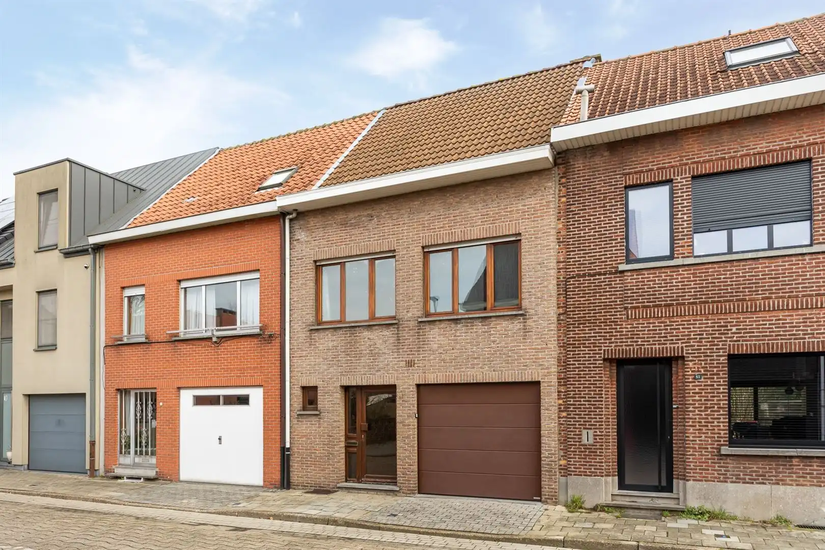 Te renoveren gezinswoning met tuin en garage in rustige centrumstraat foto 27