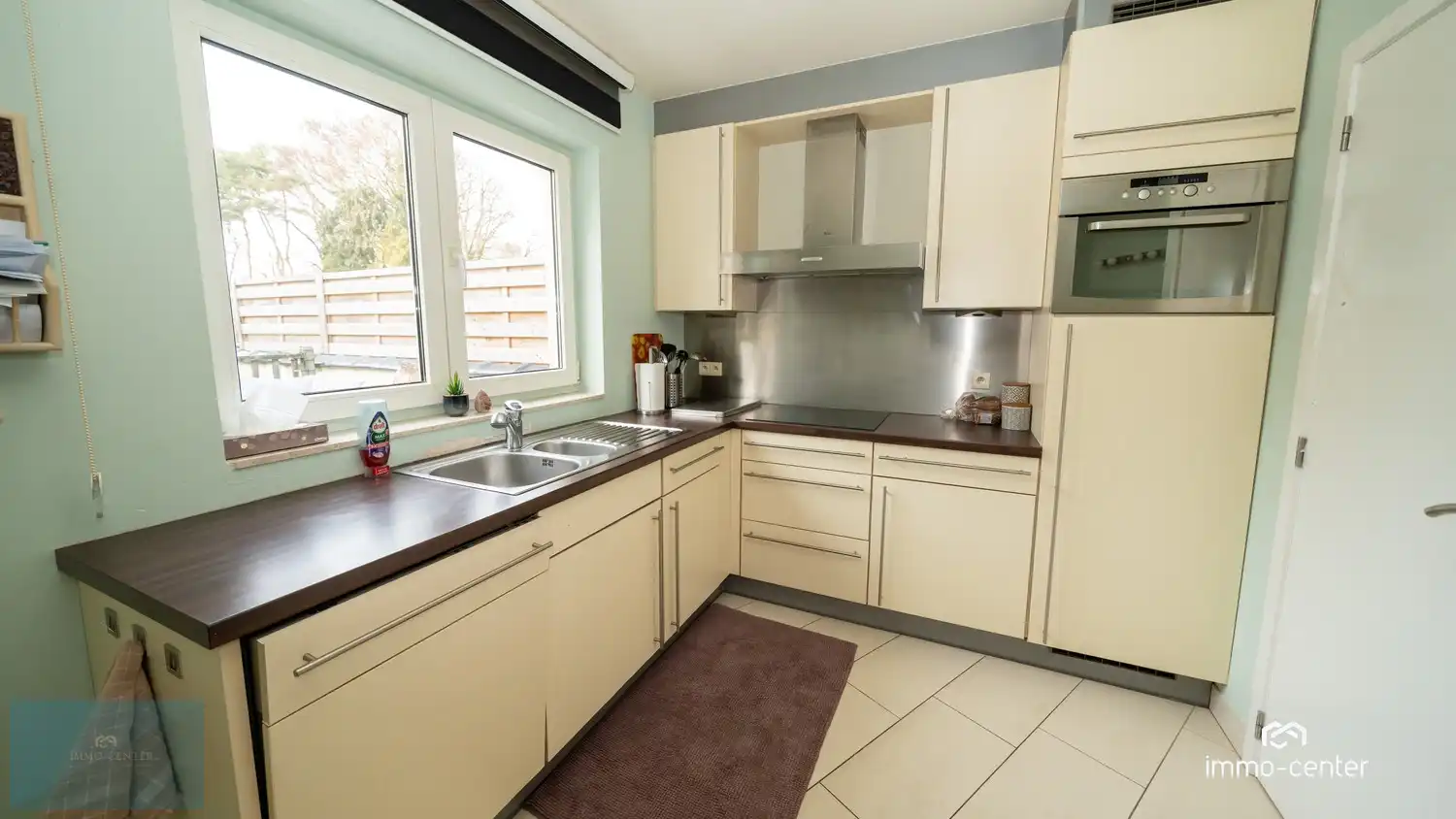 Lichtrijk appartement – 2 slpk – 2 terrassen – TOPLIGGING net buiten het centrum foto 5