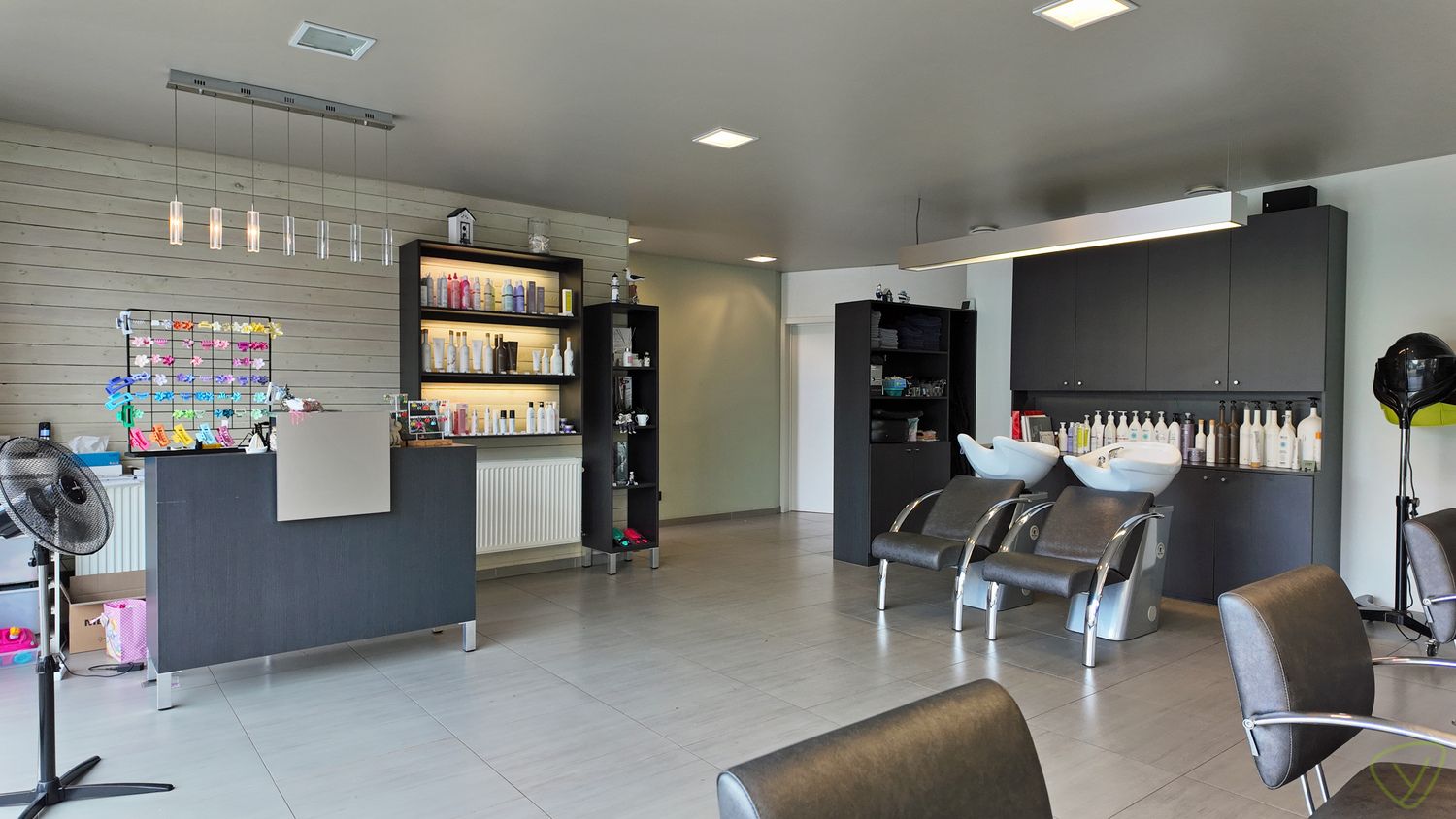 Modern handelspand geschikt voor vrij beroep in Sint-Laureins foto 3