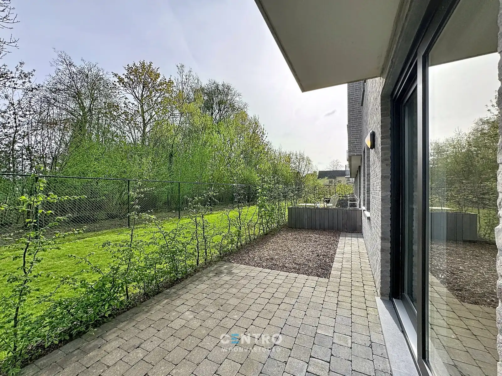 RECENT gelijkvloersappartement met 2 ZONNETERRASSEN én garagebox te Brugge! foto 14