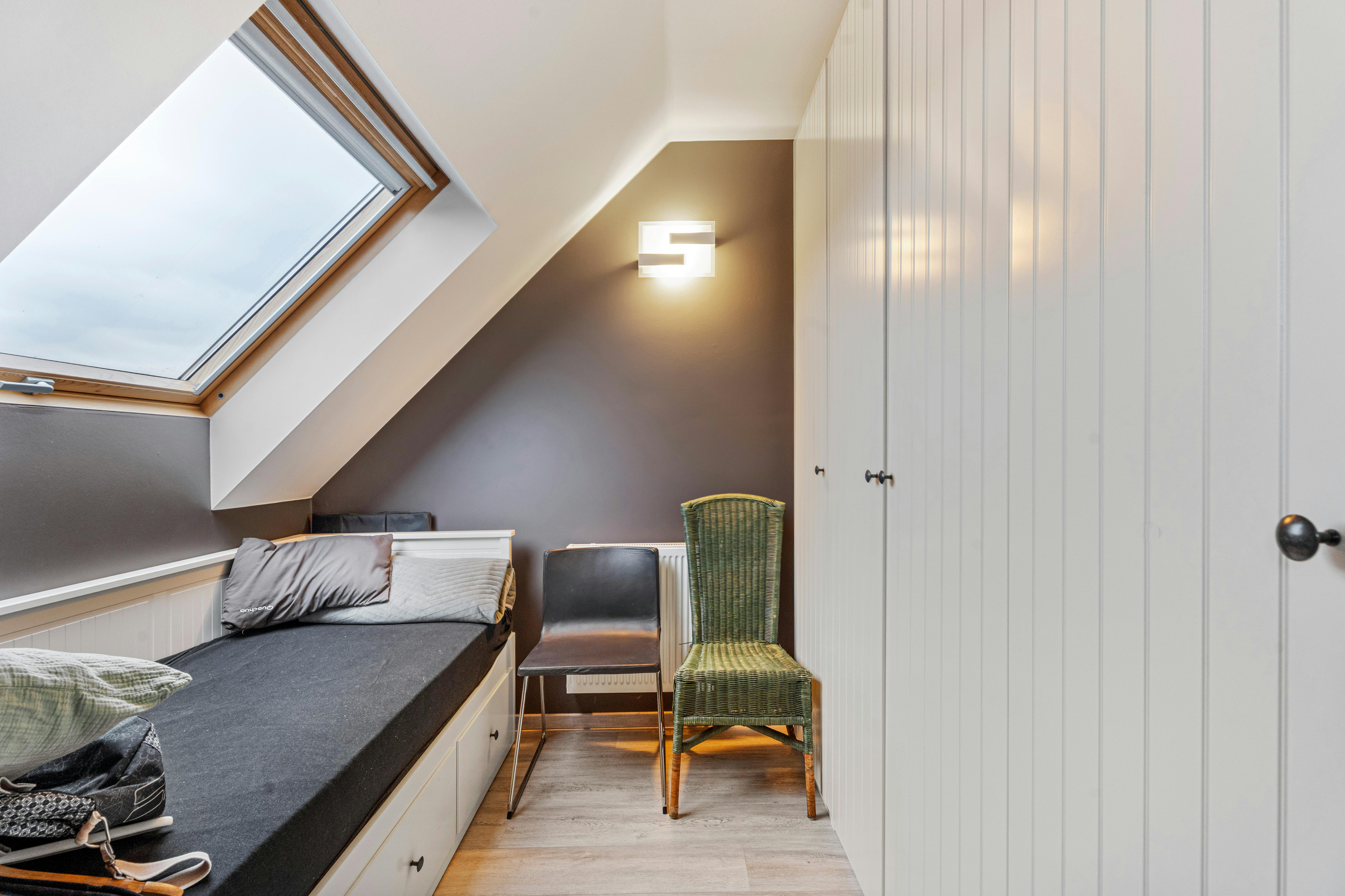 Instapklaar appartement met garage in centrum Ieper  foto 15