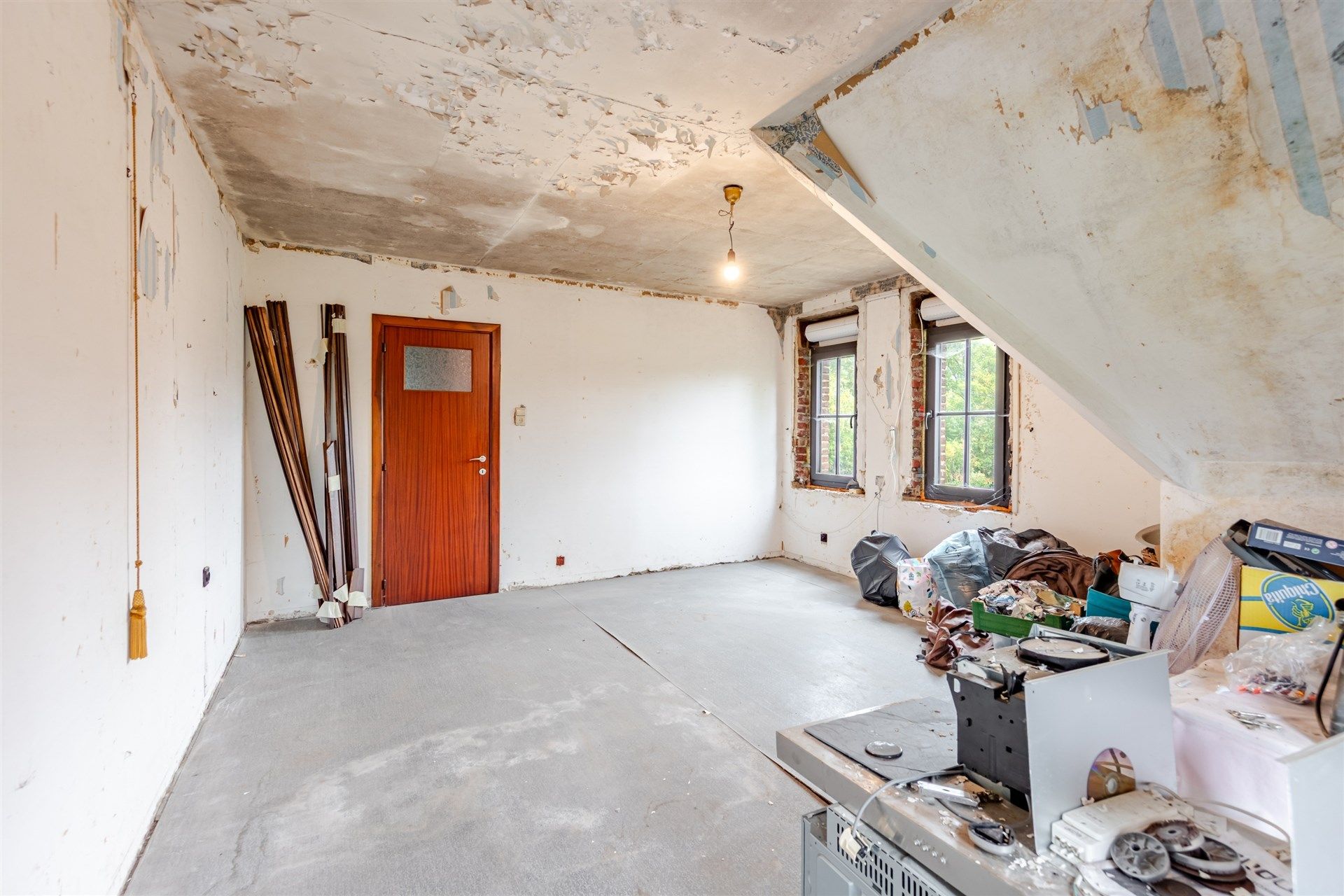 Te renoveren vrijstaande woning op grond van 1386m² foto 16