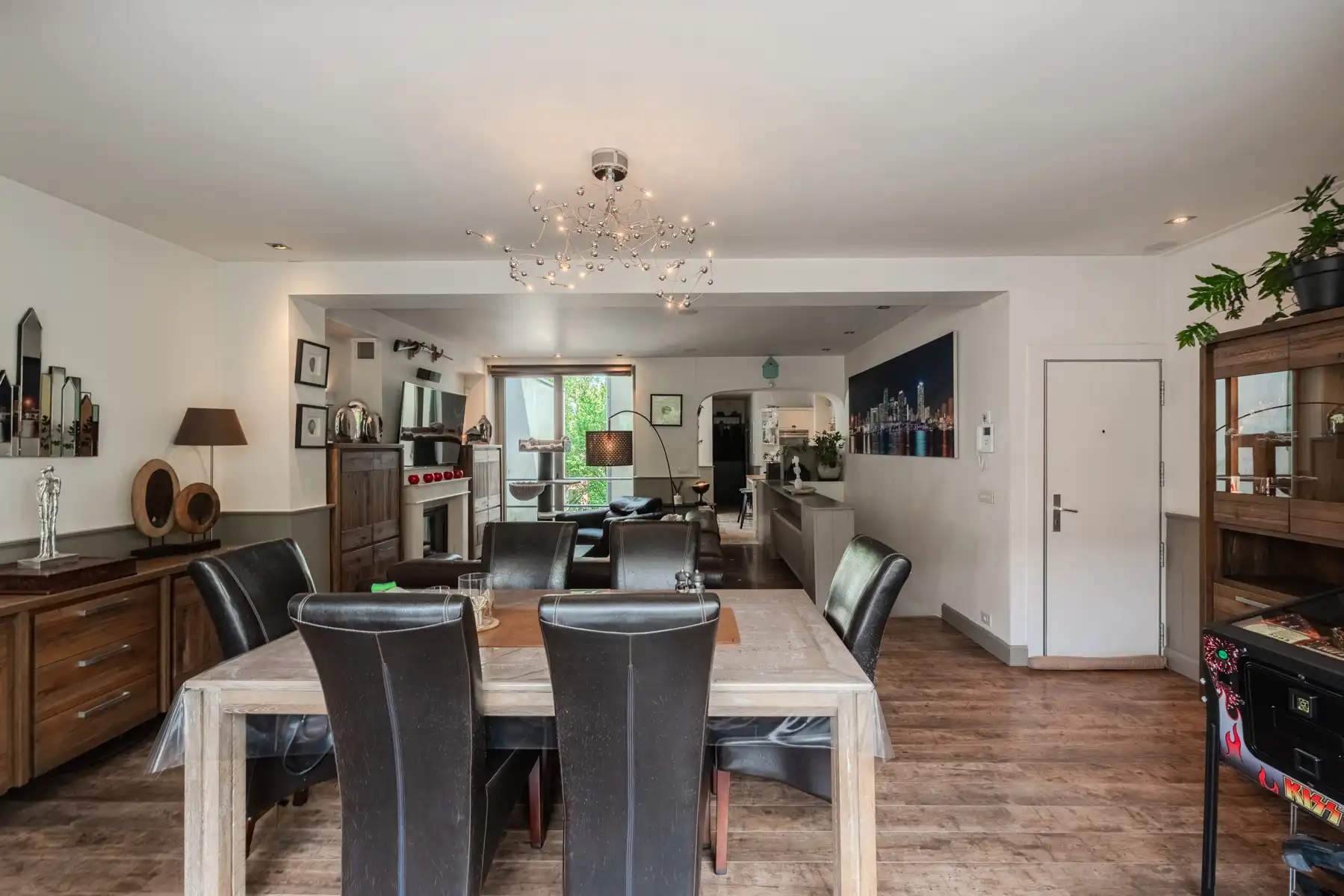 Duplex-appartement met 2 kamers en terrassen in Oostende. foto 5