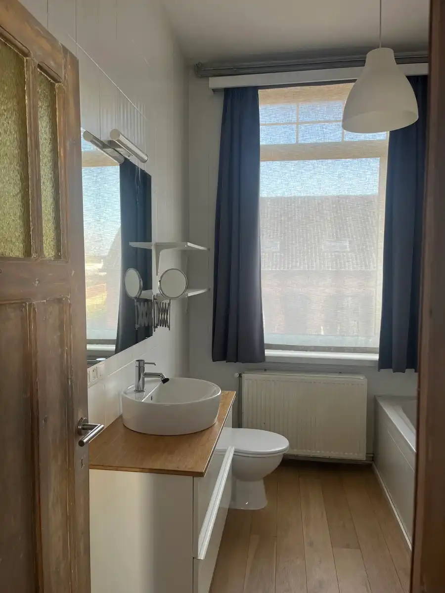 Charmant duplex-appartement met 2 slaapkamers en tuin in hartje Merksplas. foto 7