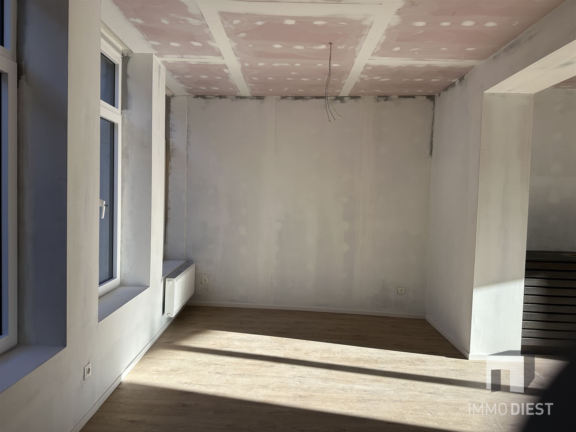 Knap appartement met terras en 2 slpks - centrum Diest - veel lichtinval foto 10