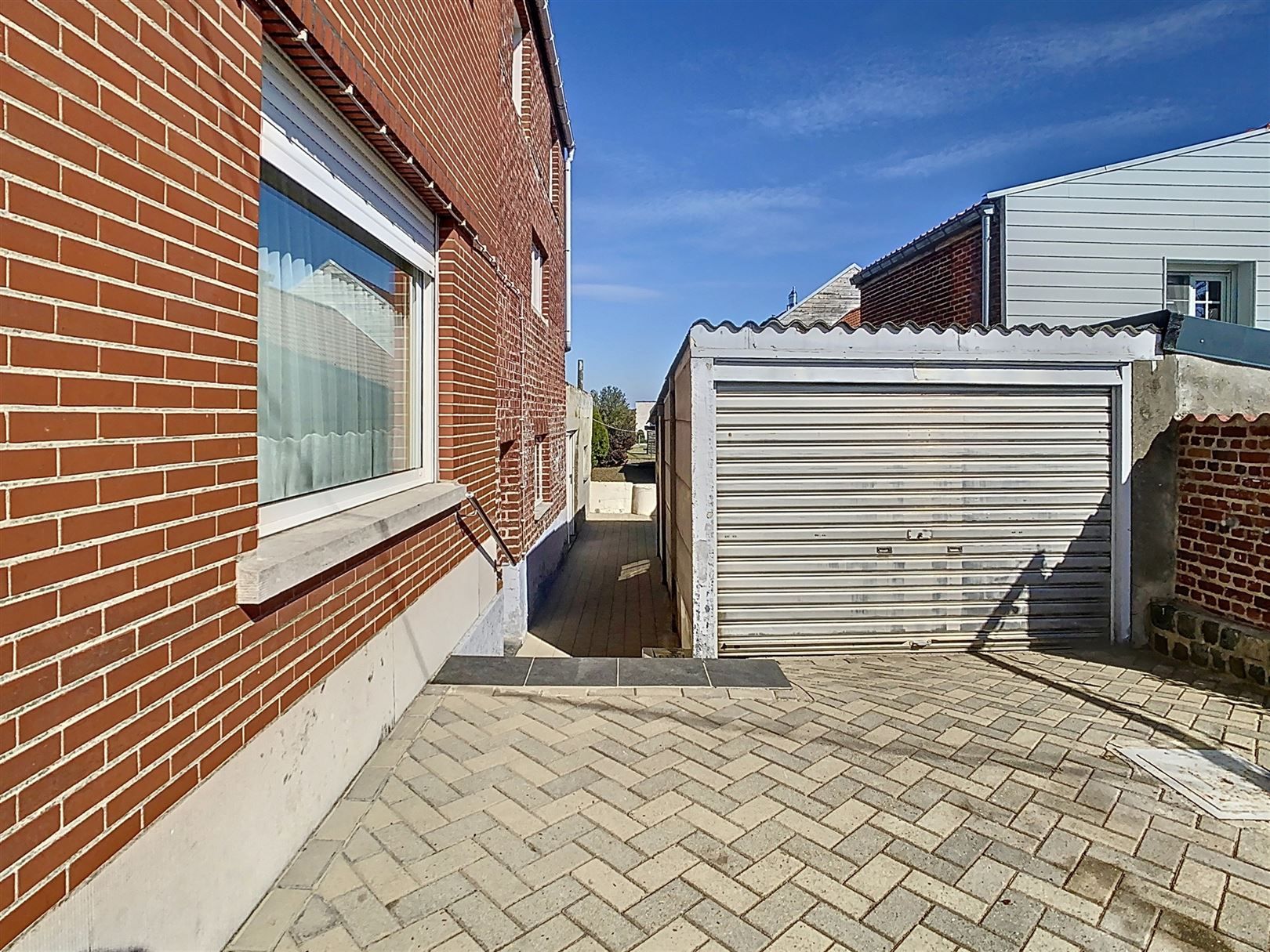 Te renoveren woning, 4 slpks, bijgebouwen, tuin, 9a 71ca  foto 38