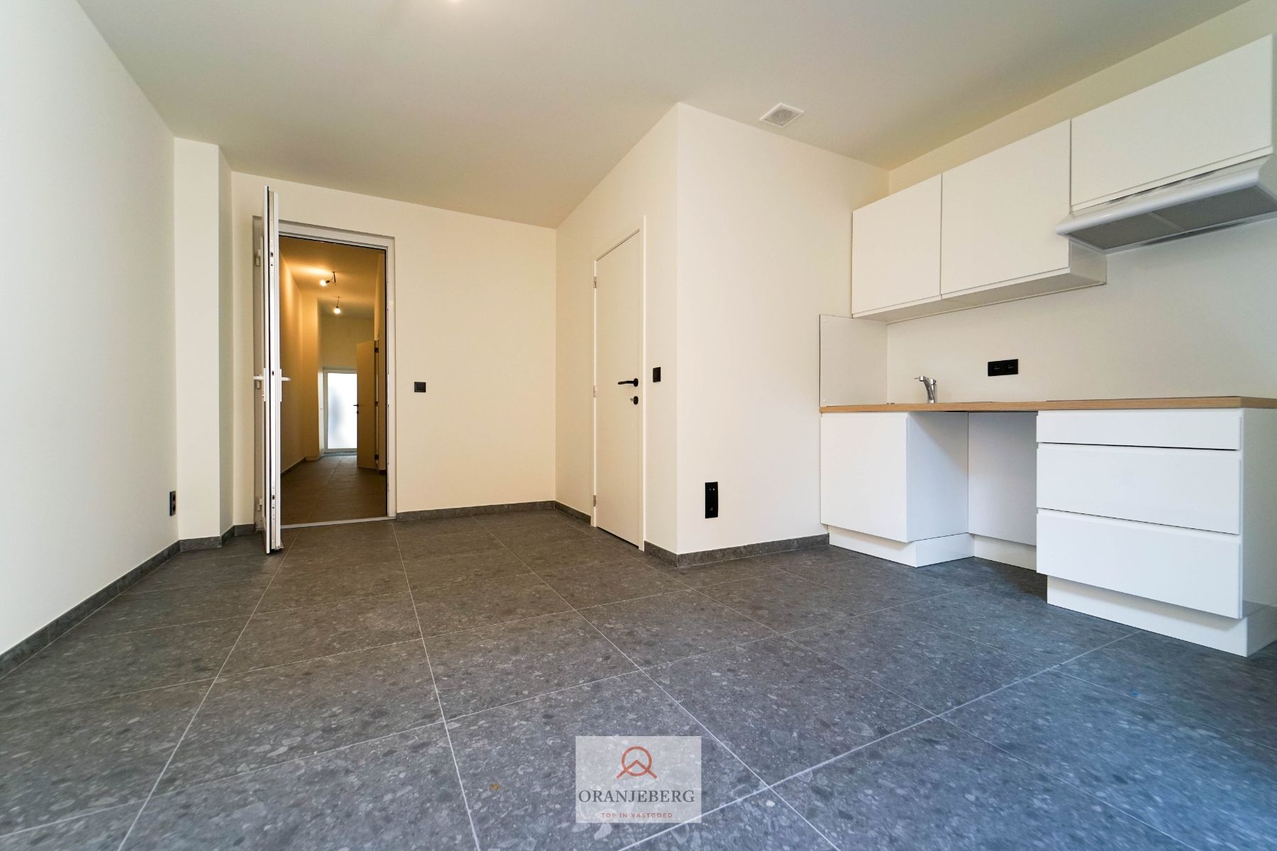 Unieke BEN-woning te huur met 3 slaapkamers én studio foto 12