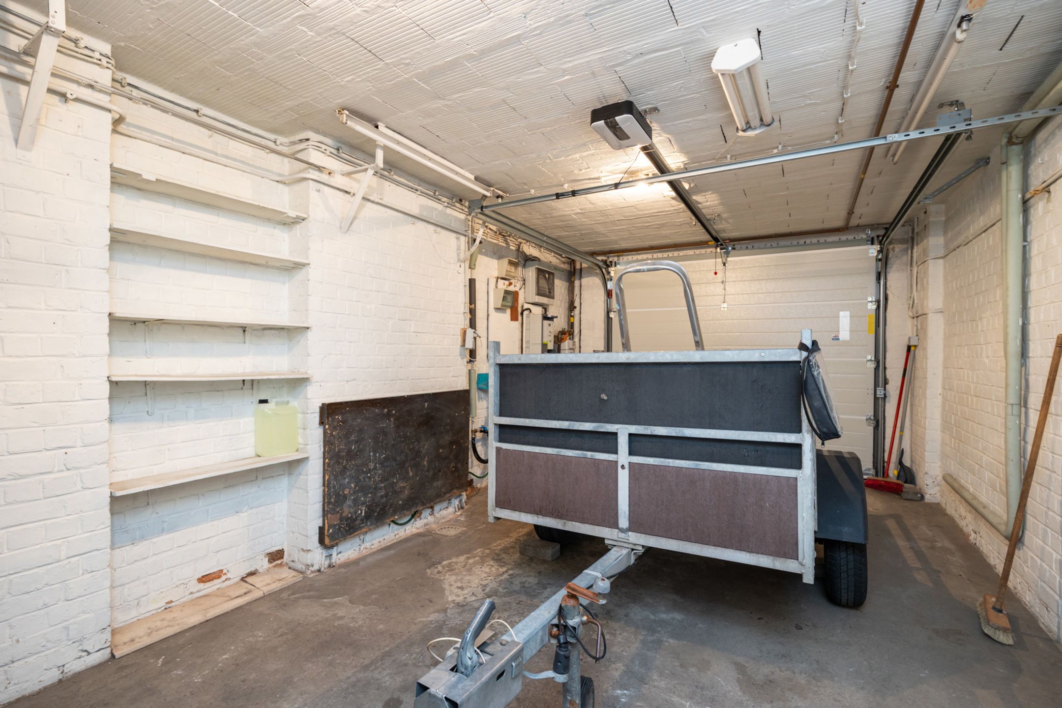 Te renoveren woning met zicht op velden in Grimbergen foto 3