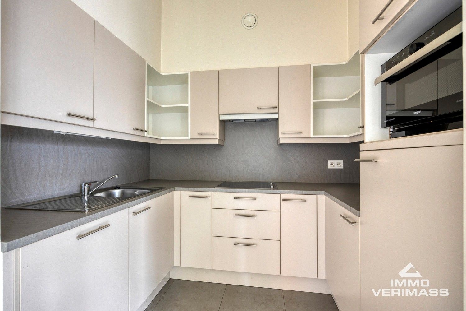 Instapklaar appartement met topligging in Leuven foto 10