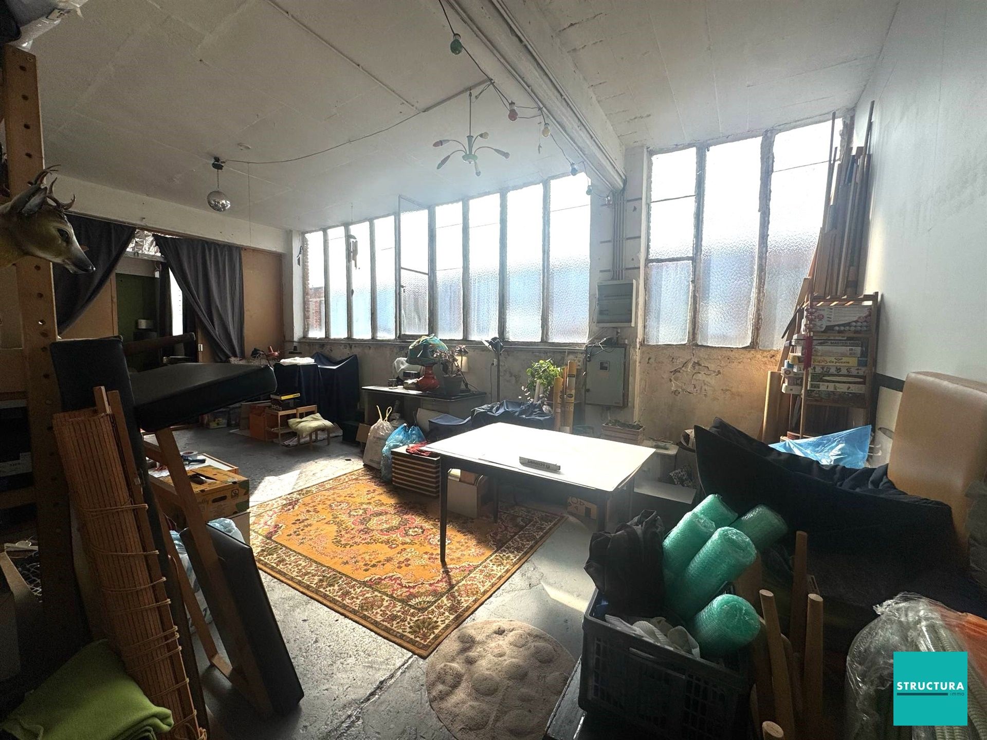 Ruime atelier te huur in Koekelberg.



 foto 9