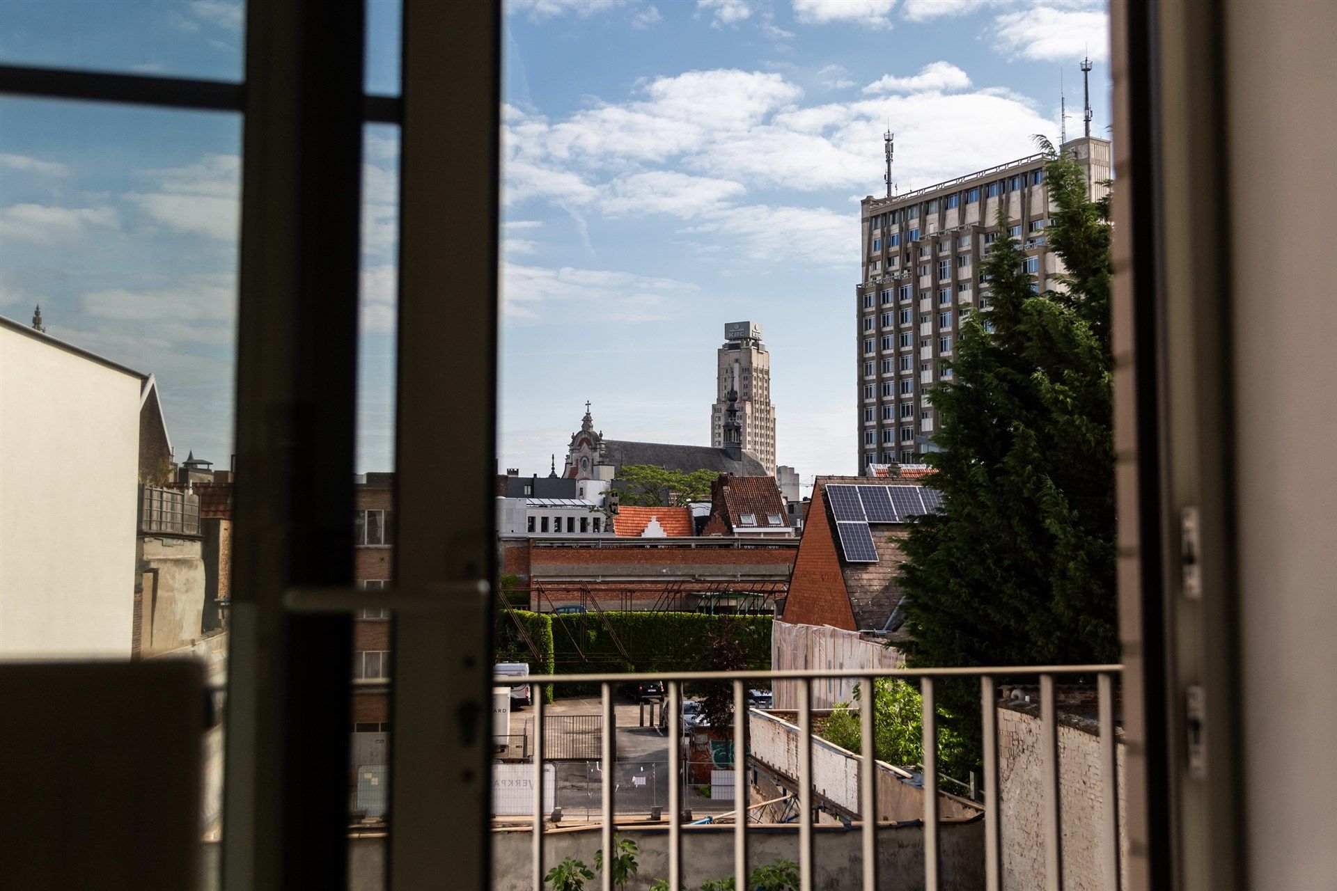 2 slpk appartement - ruim terras - dubbele autostaanplaats foto 15