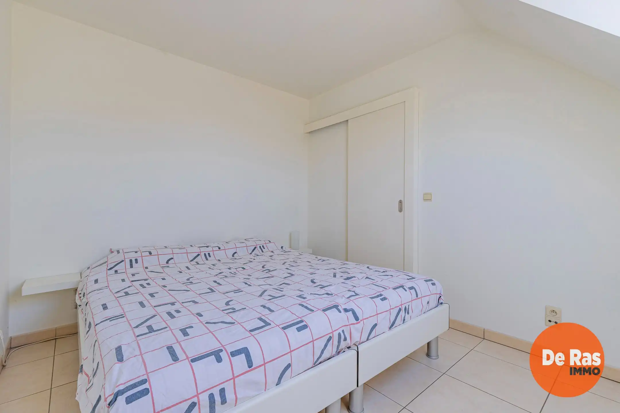 DENDERHOUTEM - Duplex op zeer centrale ligging! foto 14