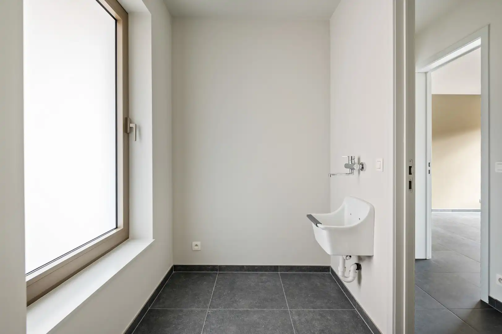 Nieuw gelijkvloers app met terras en drie slaapkamers in rustige omgeving nabij centrum Herentals foto 14