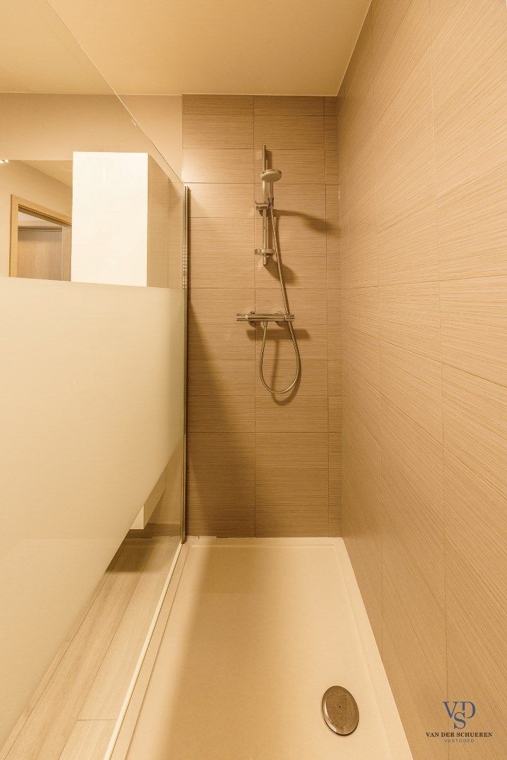 2 slpk-appartement met groot terras foto 18