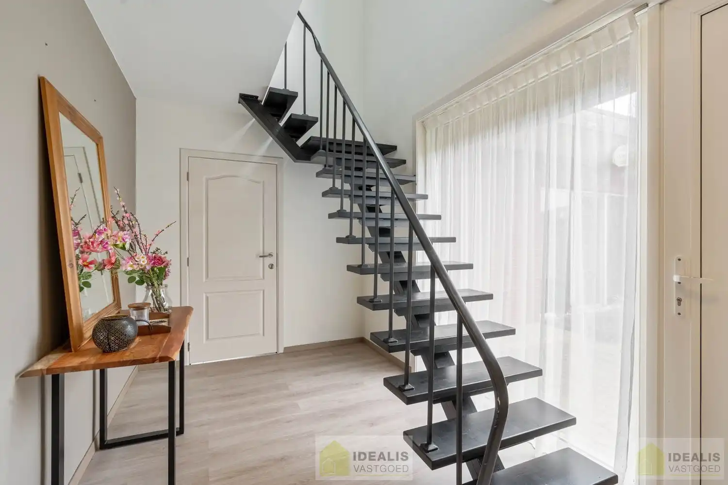 AANGENAME GEZINSWONING MET 3 SLAAPKAMERS OP GEGEERDE LOCATIE IN HARTJE ACHEL foto 8