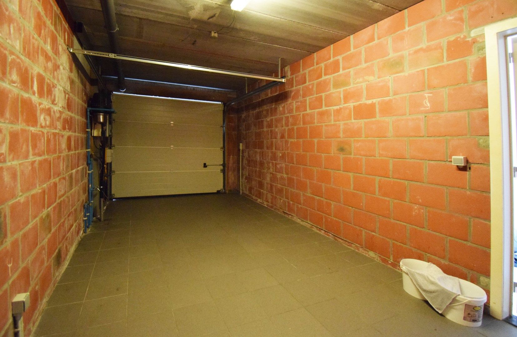COMFORTABELE RIJWONING MET GARAGE RUSTIG GELEGEN IN CENTRUM MIDDELKERKE foto 6