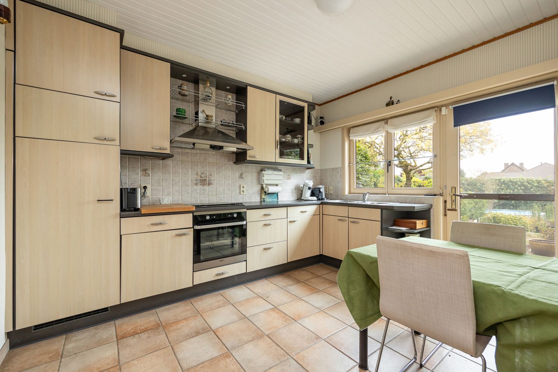 Laagbouwwoning met 2 slaapkamers op een zuid georiënteerd perceel van 720m². foto 9