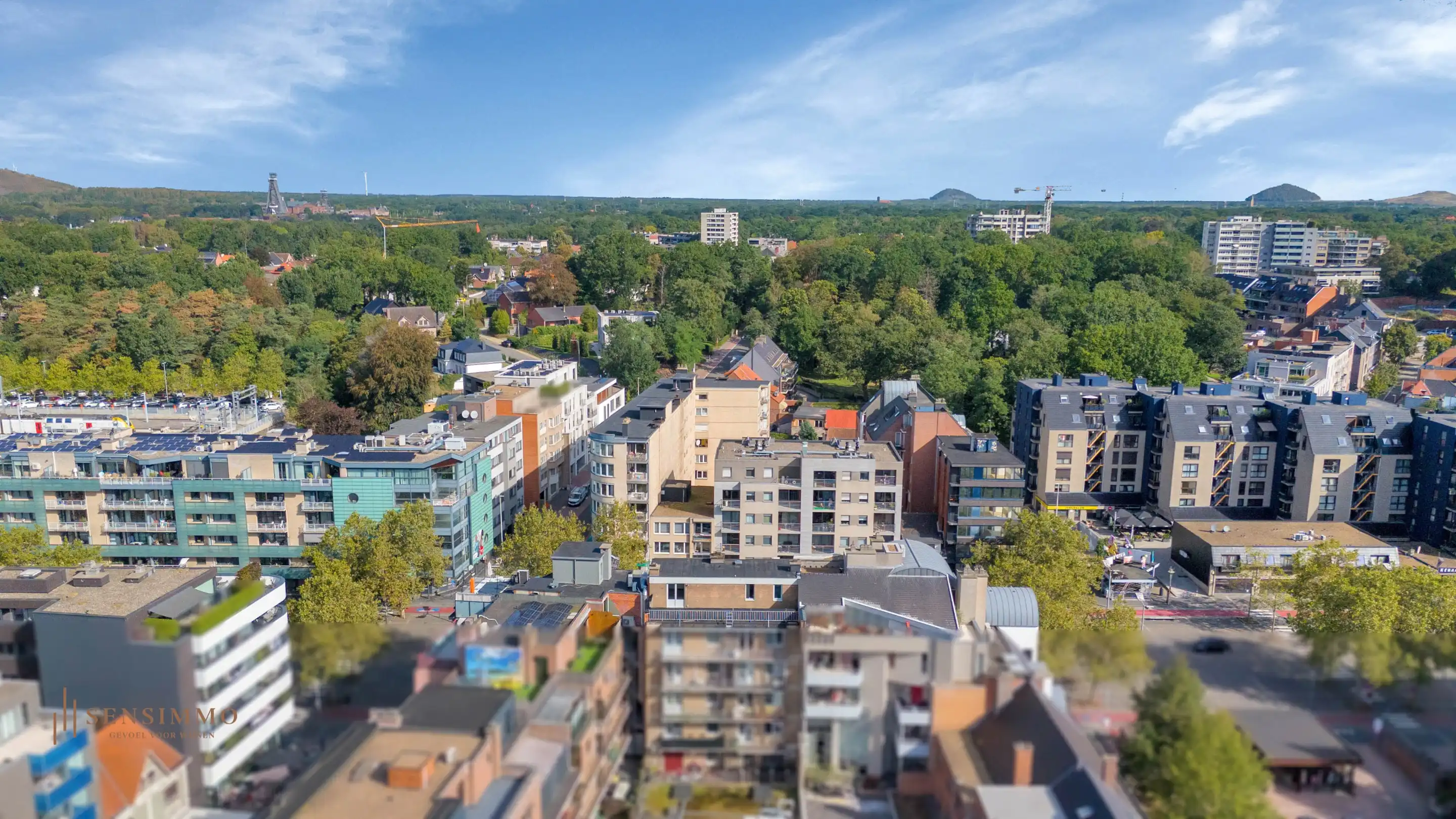 CHARMANTE PENTHOUSE MET RUIM TERRAS IN HARTJE GENK foto 16